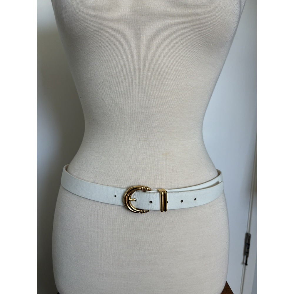 St. John Women's White Leather Gold Hardware 1 Inch women's Belt Size 16